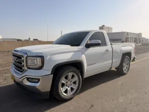 Used GMC Sierra in Al Sharqiya