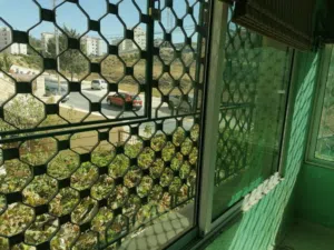 **شقة للبيع – عرقوب خلدا (قرب القاعدة الجوية ومدارس النظم الفنلندية)**