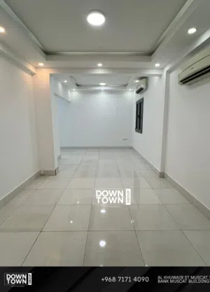 90 m2 2 Bedrooms Apartments for Rent in Muscat Qurm