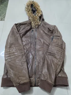 جاكيت جلد طبيعي مع فروة قياس لارج