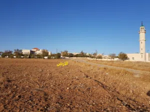 أرض تجاري للبيع في ناعور / السامك على شارع رئيسي