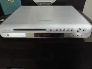 جهاز صوتي سوني بشغل جميع الشاشات والراديو وال dvd