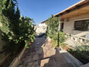 262 m2 3 Bedrooms Townhouse for Sale in Zarqa Graiba