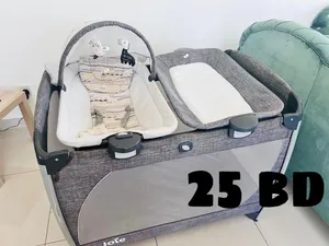 سرير اطفال ماركة جوي للبيع مع ملحقاته baby bed Joie brand for sale with all acccessories