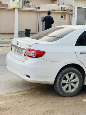 سيارها تبي. دورها