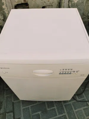 Dishwasher for sale in good condition