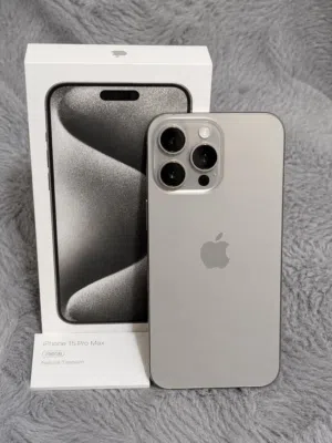 ايفوه 15برو ماكس