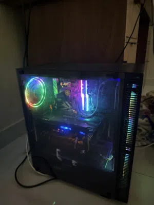 بيسي شغال 100% نضيف وطالب فيه 5500 او للبدل ب باجيرو ميني شغاله