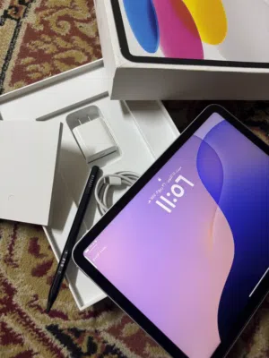 ايباد الجيل العاشر 265 جيبي نظيف شبه جديد مع كل ملاحقاته