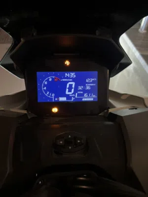 هوندا ADV160 ماشيه 1660 سعر 22الف