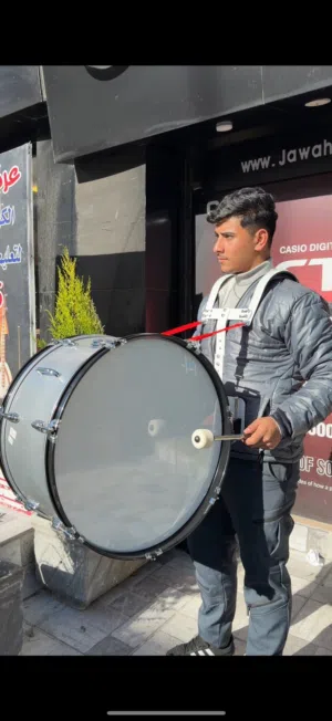 طبل كشاف مع حمالة متوفر
