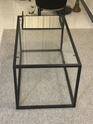 طاولة مودرن زجاج