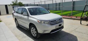 Toyota . Highlander . 2012 . Used4