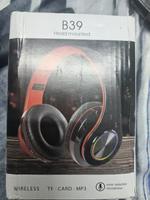 سماعات رأس headset B39 سماعات رهيبة تشبك بلوتوث وفيها الوان RGB بسعر رمزي
