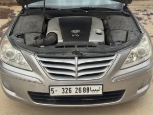 Genesis . G70 . 2010 . New3