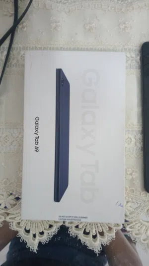 samsung galaxy tab a9 بحاله ممتازة