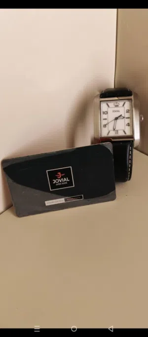 للبيع: ساعة Jovial سويسرية أصلية بالتاج الملكي، تحفة تجمع بين الأصالة والفخامة. المميزات: تصميم مستط