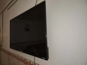 بلازمه للبيع استعمال قليل نظيفه جدا بدون نت نوع جنرال