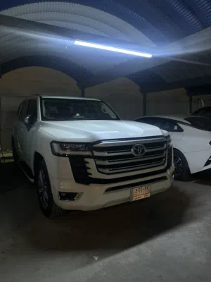 تويوتا لاندكروز vx موديل 2022 وارد ساس