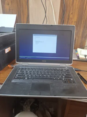 لابتوب للبيع dell e6430 معالج كور 7 جيل ثالث ورام 8 وهارد ssd 256