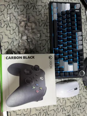 يد Xbox الأصلية Carbon Black