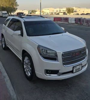Used GMC Acadia in Sharjah