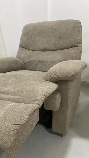 كرسي ريكلاينر شبه جديد كنبrecliner chair