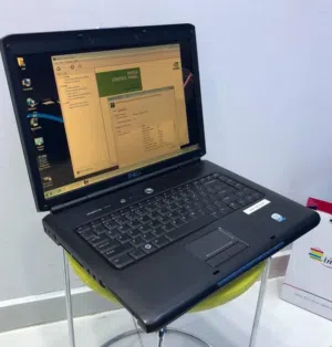 لابتوب مستعمل بحالة الوكاله بسعر مغري