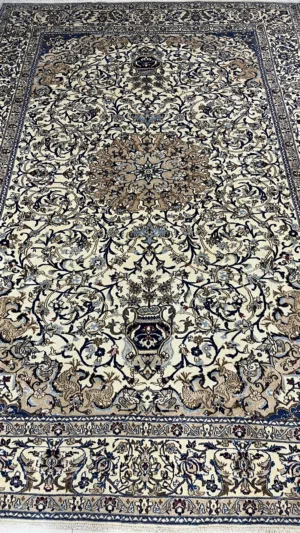 سجادة ايراني (نايين)