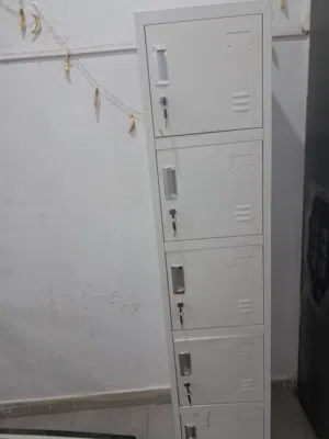 دولاب 5 رف نضيف جدا