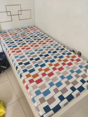 سرير فردي الايجار