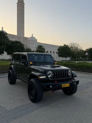 للبيع حيب رنجلر سبورت بلاس