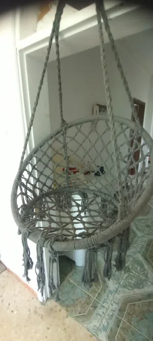 مرجيحة بحالة الوكالة لون رمادي
