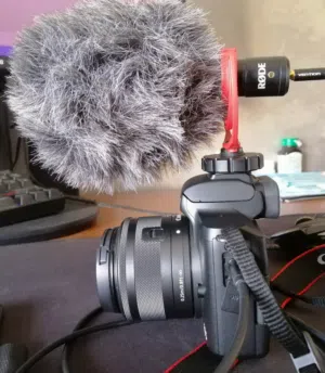 Canon EOS M50 Mark II + Rode Microphone