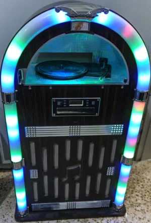 للبيع جوك بوكس ديكور فاخر شغال ممتاز وفيه: بلوتوث CD / سيدي تشغيل أقراص إضاءة LED كامل