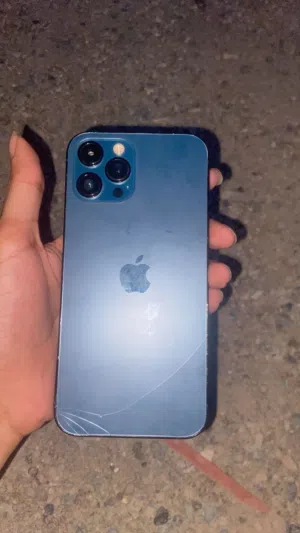 Apple iPhone 12 Pro Max 256 GB in Al Batinah