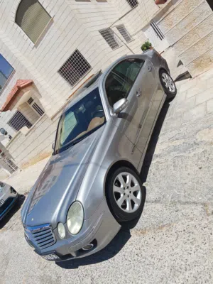 مرسيدس بنز 2009 بحالة الوكالة بحالة الوكالة