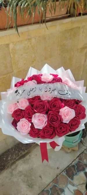 Lara Rose هدية تبقى للأبد ( أجمل ورود ستان)