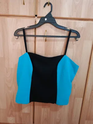 طقم رسمي لون تركواز مع بروتيل داخلي ب10 دنانير استعمال مره واحده طقم طحيني مبطن ب10