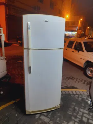 wirlpool fridge for sale good condition and working properly good with warranty with delivery Contac