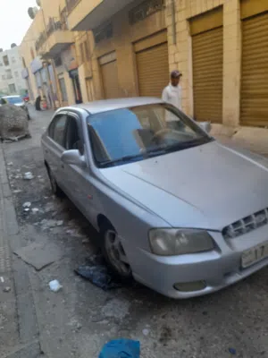 هونداي فيرنا 2001