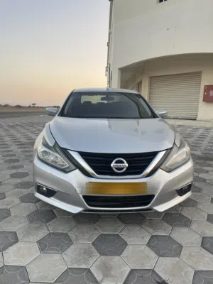 Used Nissan Altima in Al Batinah