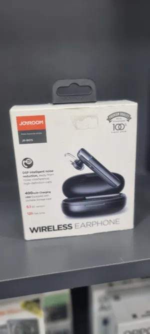Headphones    سماعات