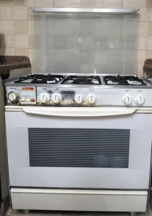 غاز تيكنو مستعمل شغال 100% خمس عيون مع فرن