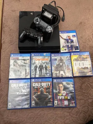 playstation 4 بلايستيشن فور مع مجموعة العاب قوية