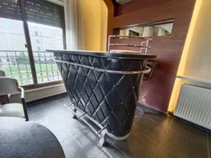 ميني بار mini bar