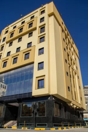 للإيجار بالكامل – شقق فندقية بتشطيب فاخر  الموقع: سوق الجمعة – أولاد الحاج (على الطريق العام) موقع م