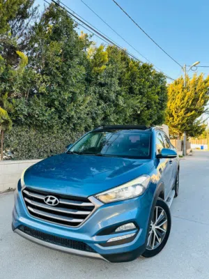 هونداي توسان  فل بانوراما 4x4 حبه مميزه وجديده