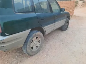 Used Toyota RAV 4 in Yafran