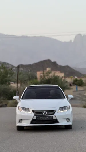 Used Lexus ES in Al Dakhiliya